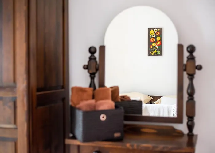 Helena1 *