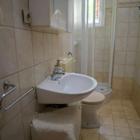 Helena Apartment